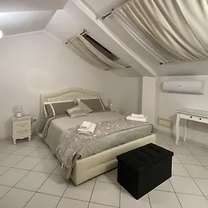  Holiday home Pino Center~600 Mt Duomo Ct Italy