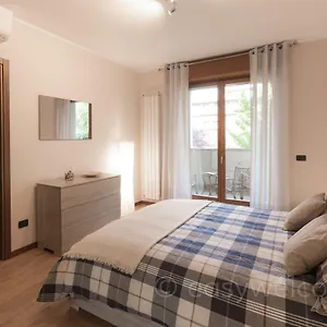 https://easy-welcome-casa-rosada.it-lombardy.com